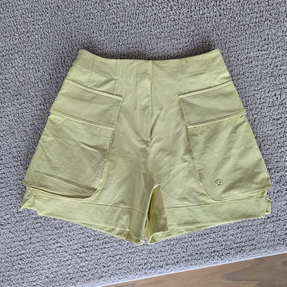 Lululemon stretch shorts